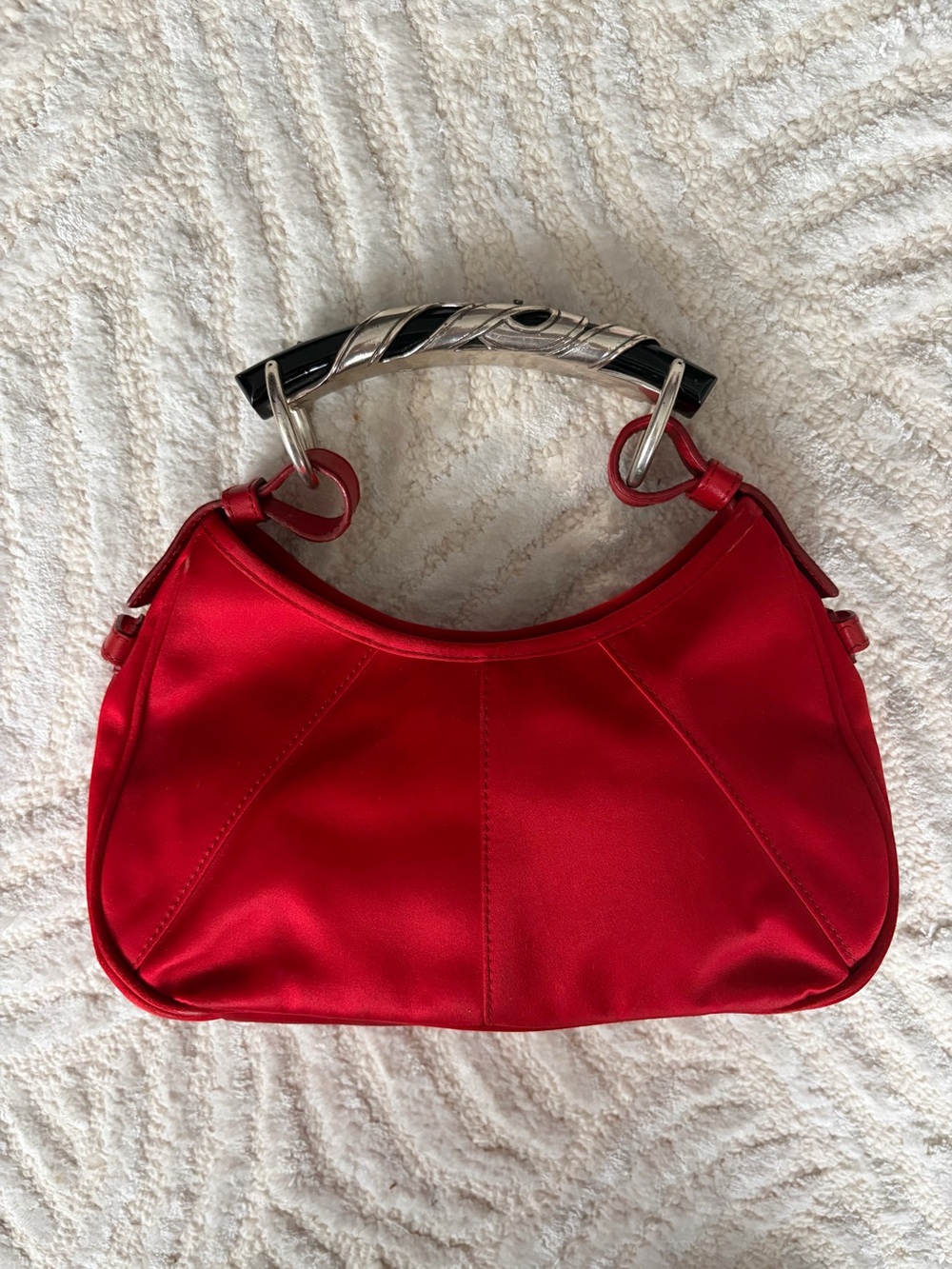 Rare Vintage YSL Mombasa | Red Silk Satin | Tom Ford era Yves Saint Laurent - Picture 11 of 17